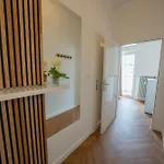 Tanic Loft Main Station Apartman
