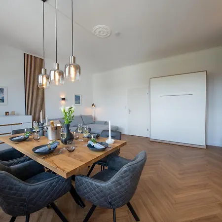 Tanic Loft Main Station デュッセルドルフ