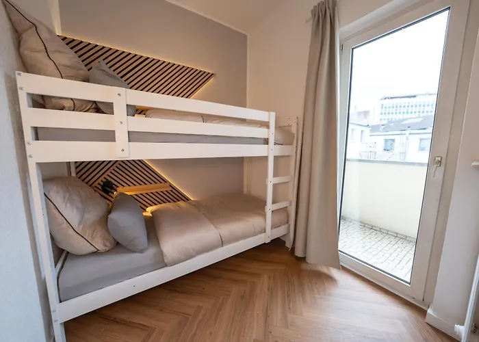 Tanic Loft Main Station Apartment *