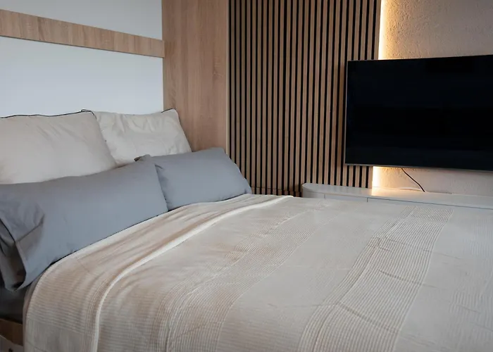 Tanic Loft Main Station Апартаменты *